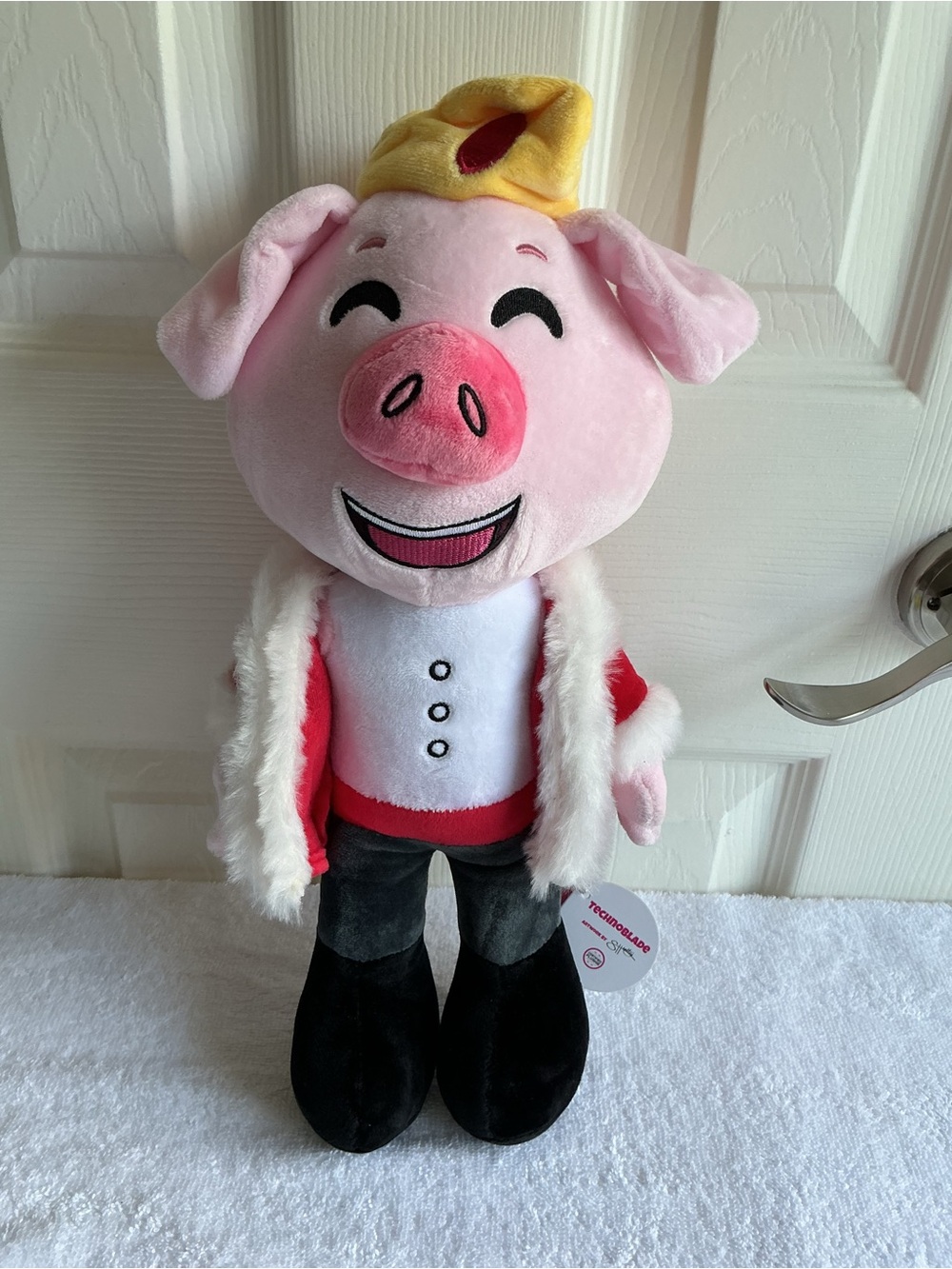 Youtooz Technoblade Plush Pig King Stuffed Toy New w/ Tag
